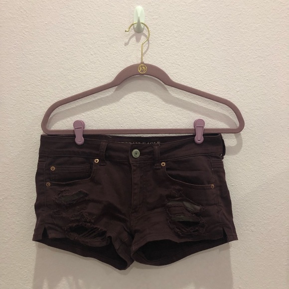 ❤️American Eagle Stretch Maroon Shortie Shorts❤️ - Picture 2 of 3